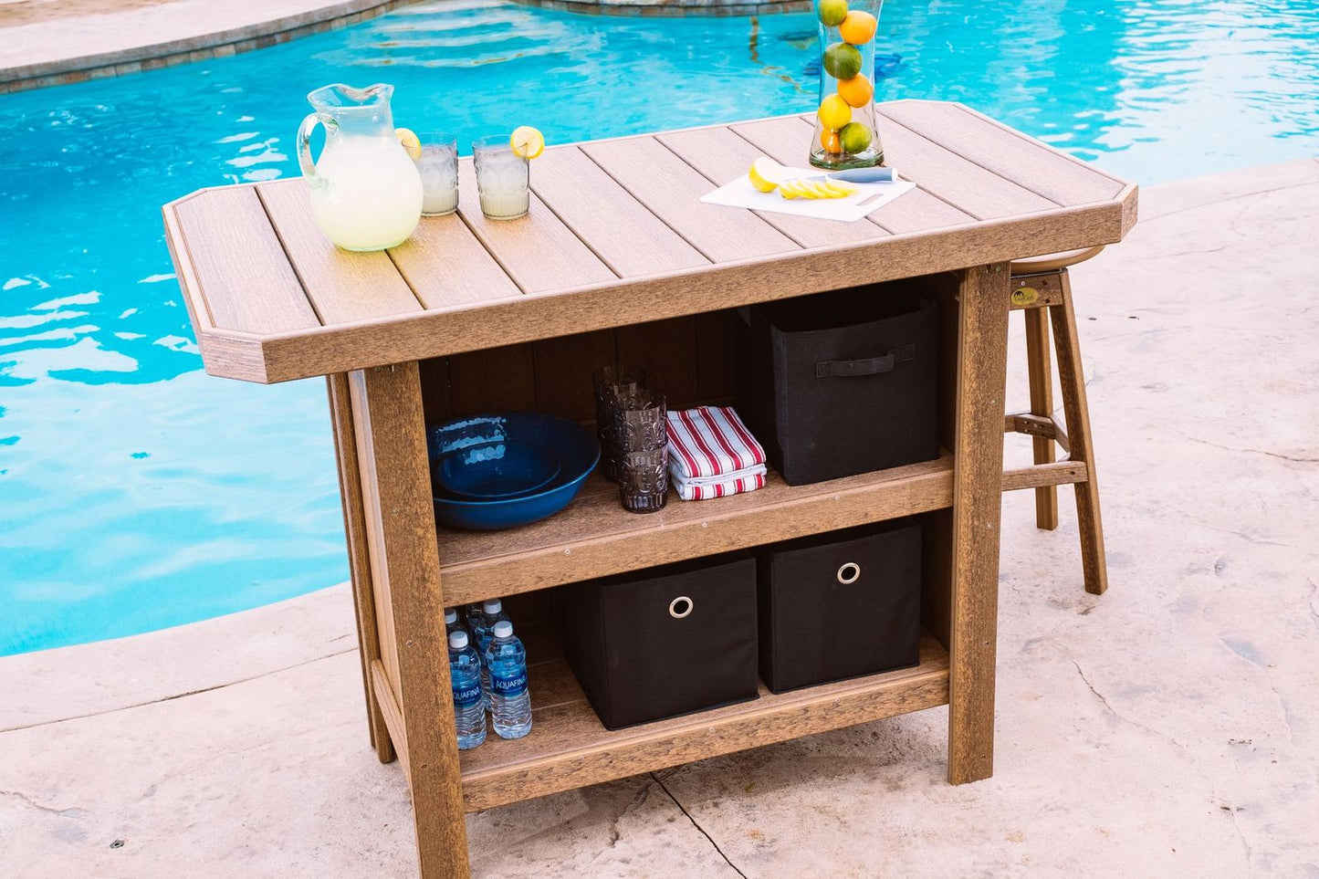 Serving Bar
