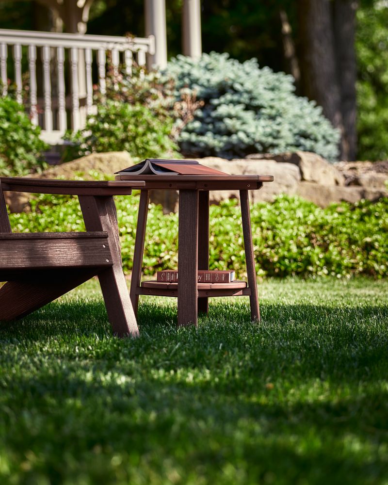 Deluxe End Table