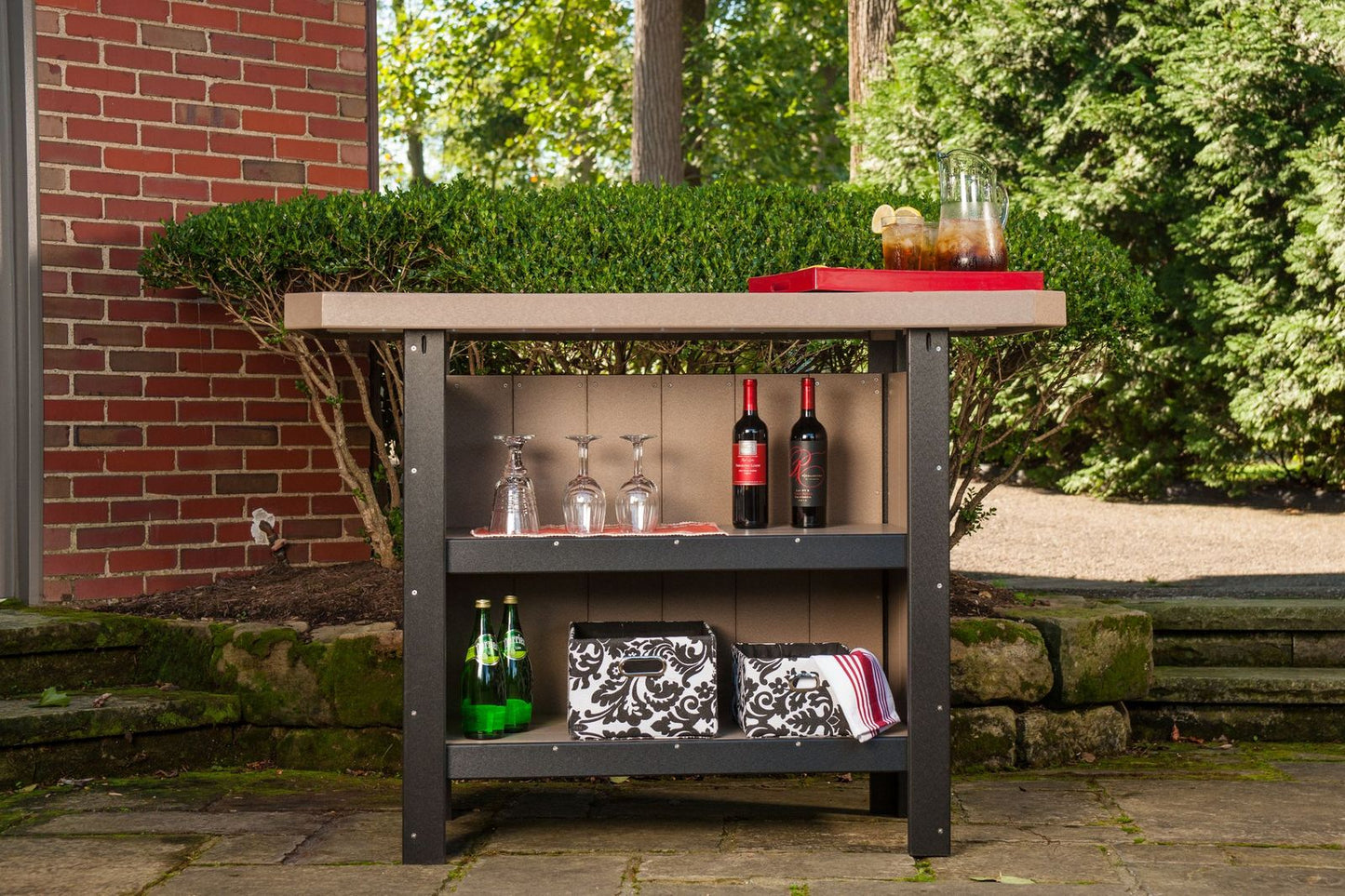 Serving Bar
